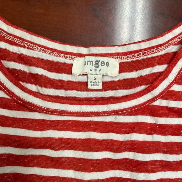 Umgee High/Low Top Red Striped Front Floral Sheer Back Blouse Women’s Size Small - Picture 10 of 11